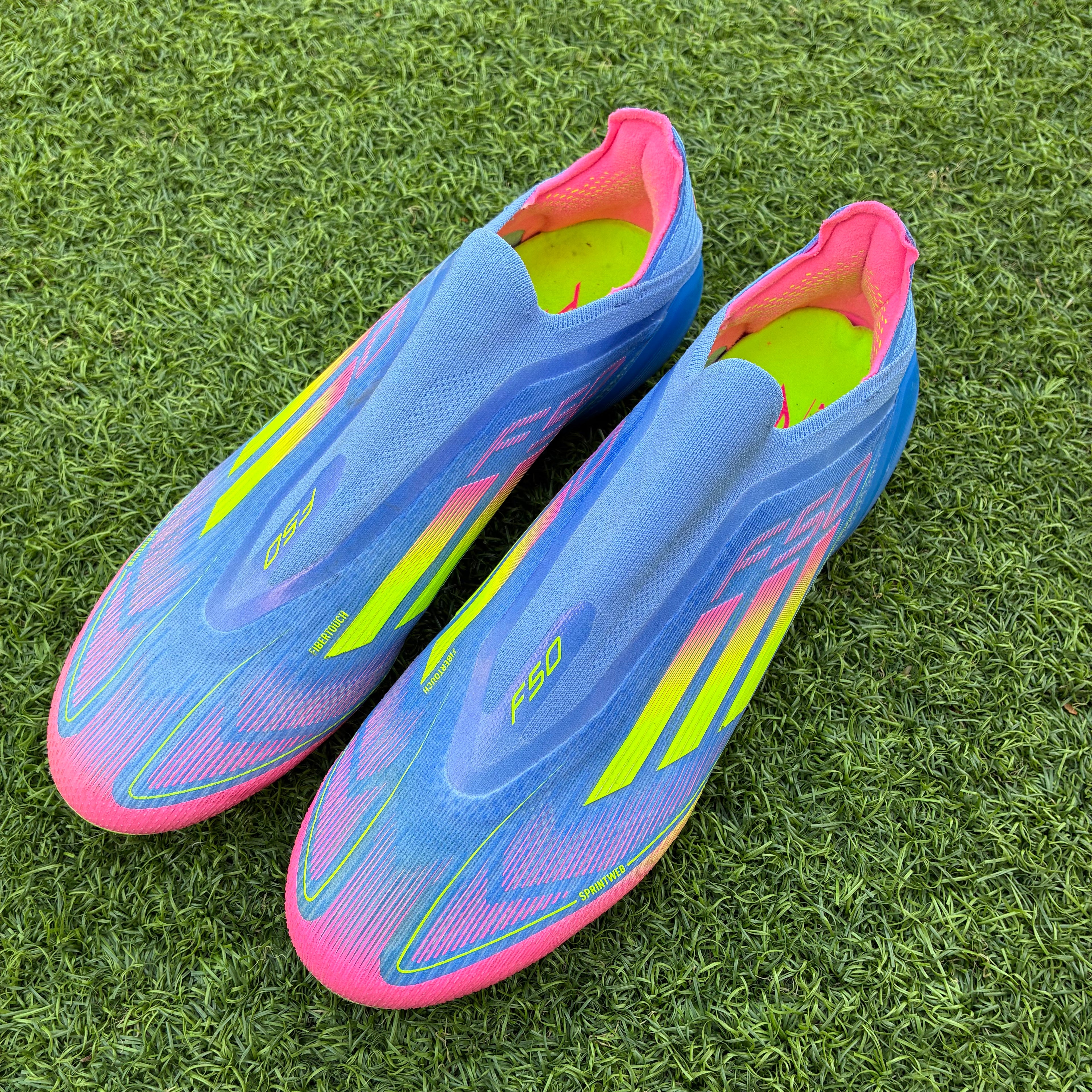 ADIDAS F50 ELITE LACELESS FG CELESTIAL VICTORY (taille 42)