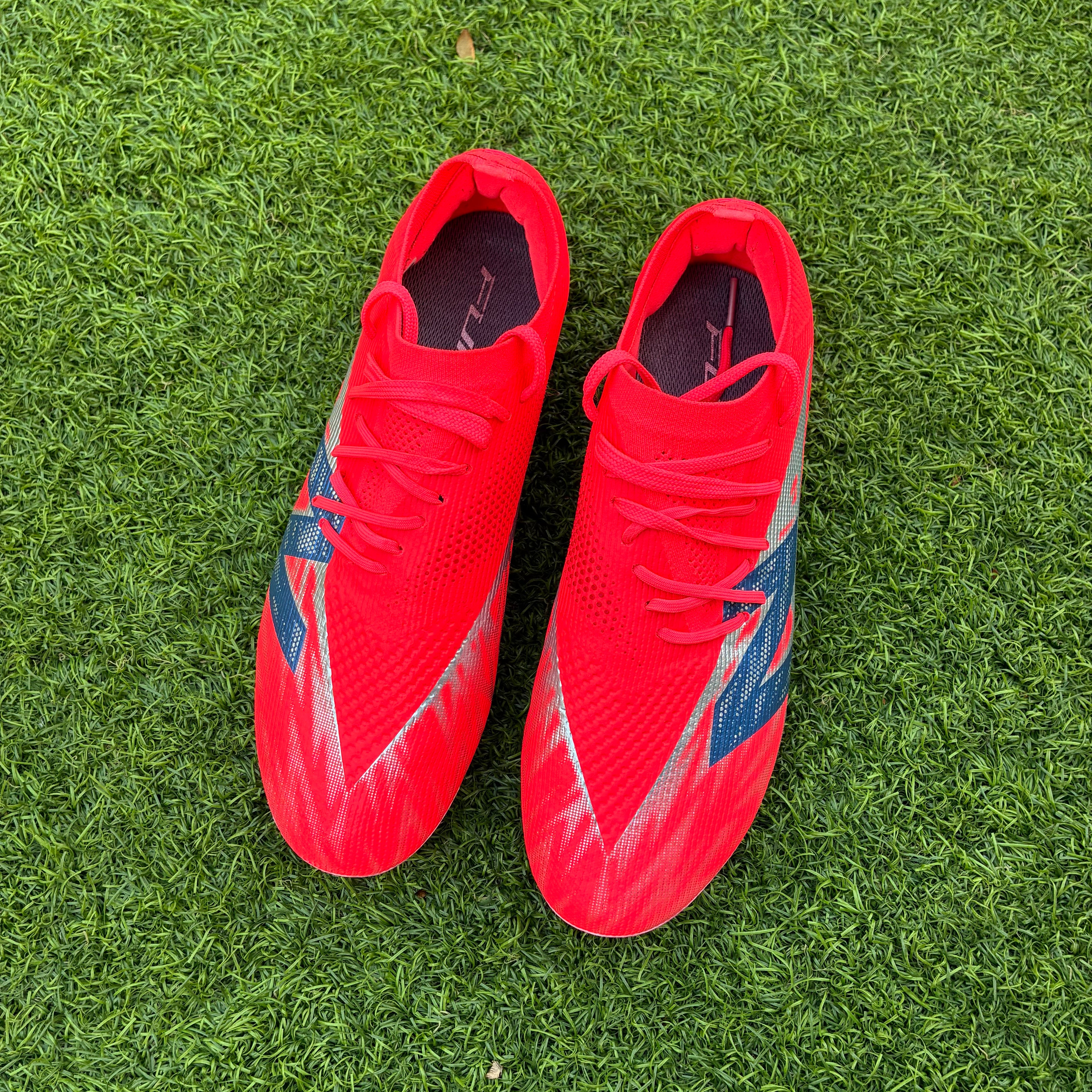 NEW BALANCE FURON V8 ELITE FG CAUSE & EFFECT (taille 41.5)