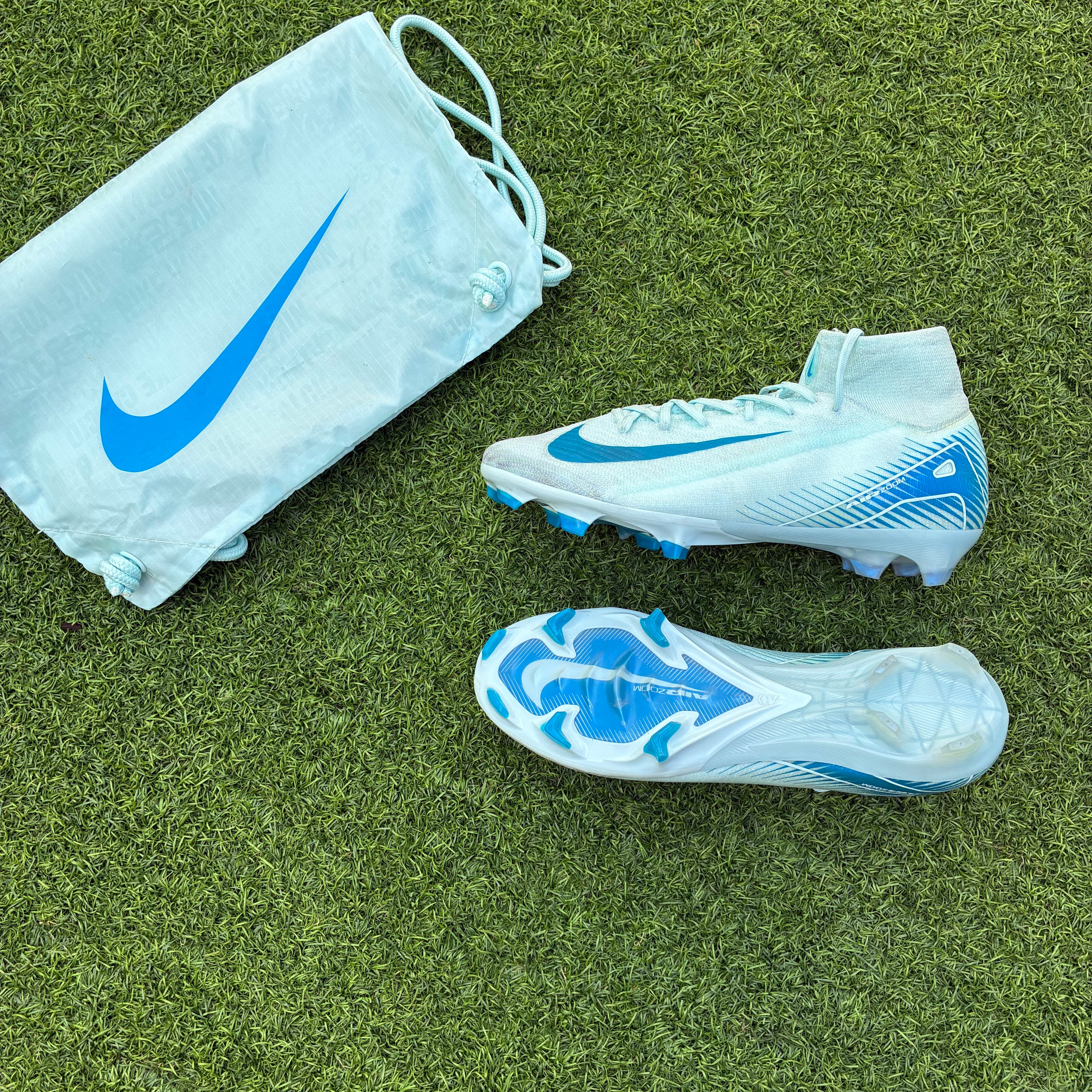 NIKE AIR ZOOM MERCURIAL SUPERFLY 10 ELITE FG MAD AMBITION (taille 42.5)
