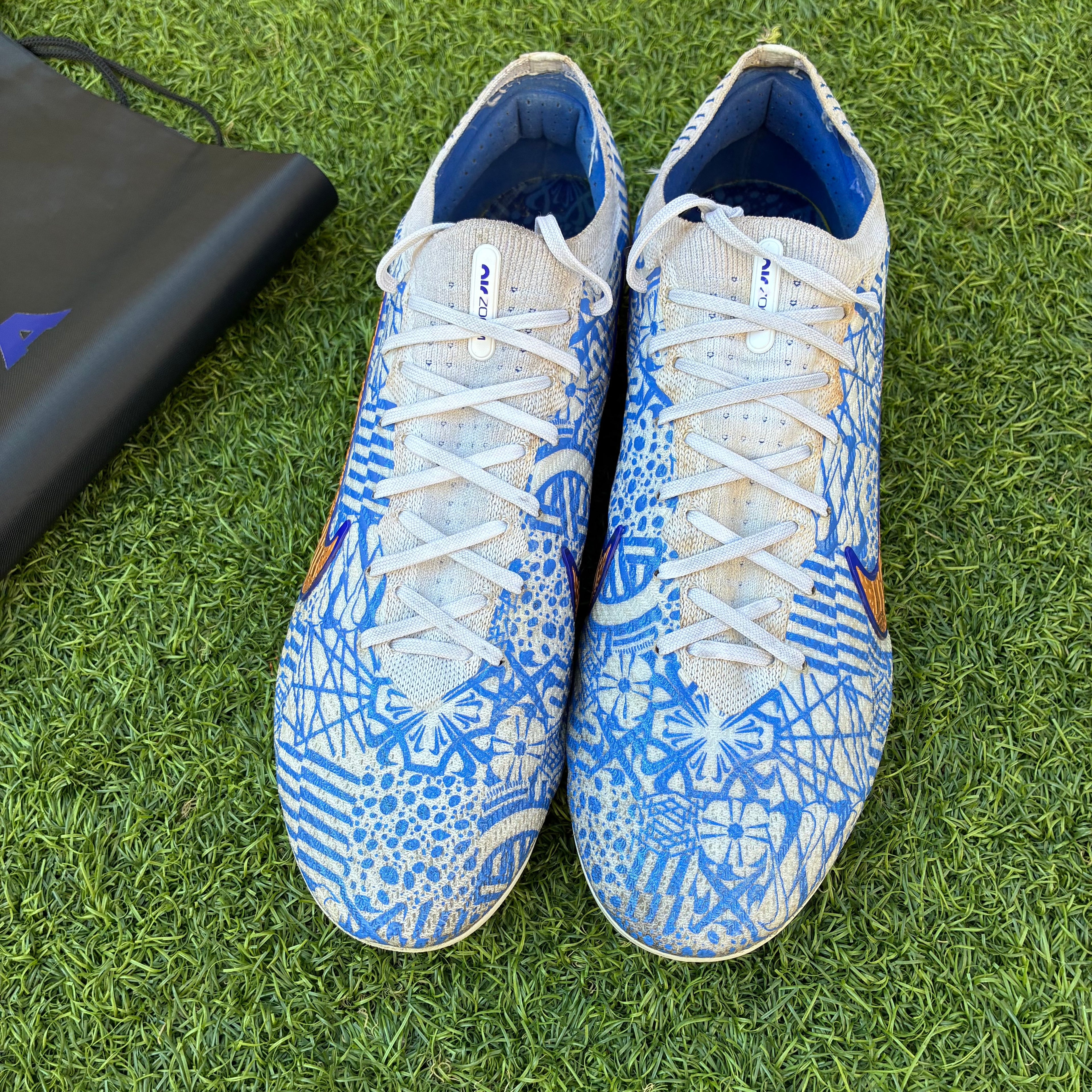 NIKE AIR ZOOM MERCURIAL VAPOR 15 ELITE AG CR7 PERSONAL EDITION (taille 44.5)