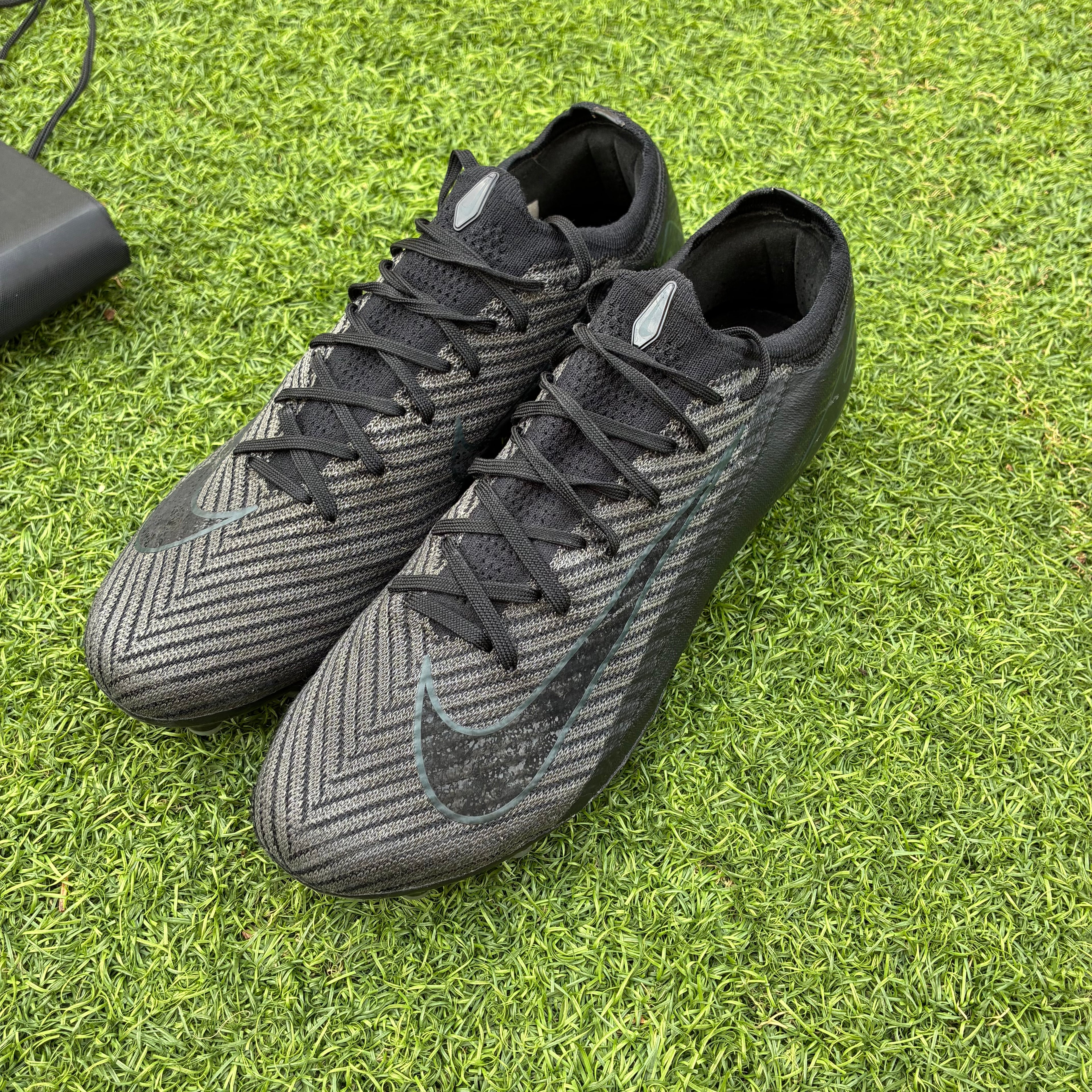 NIKE AIR ZOOM MERCURIAL VAPOR 16 ELITE AG-PRO SHADOW (Taille 42)
