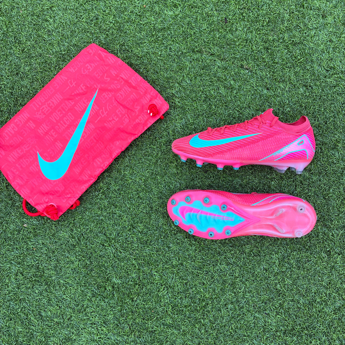 NIKE AIR ZOOM MERCURIAL VAPOR 16 ELITE AG-PRO MAD ENERGY (Taille 42)