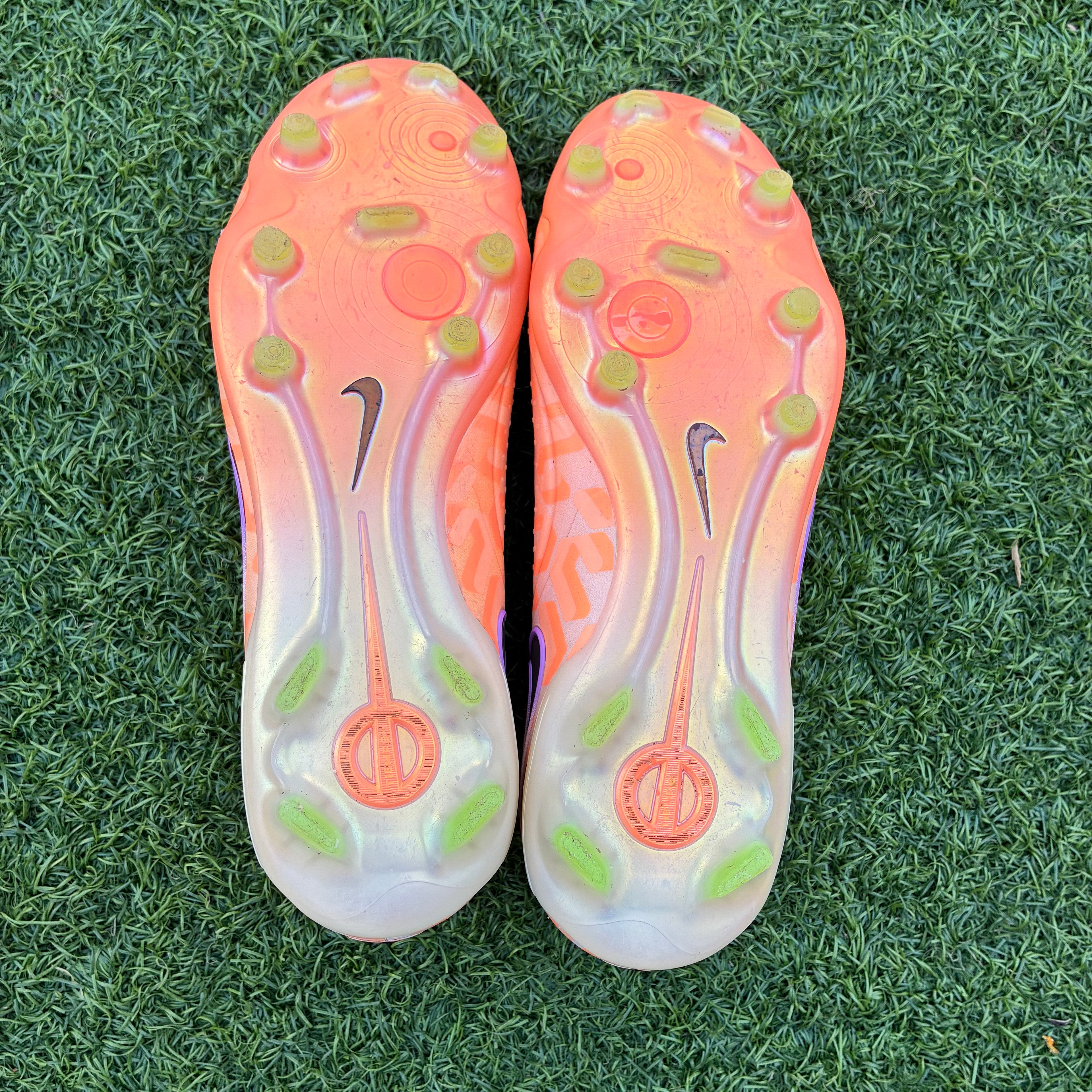 Nike Tiempo Legend 10 Elite NU FG 'Guava Ice'