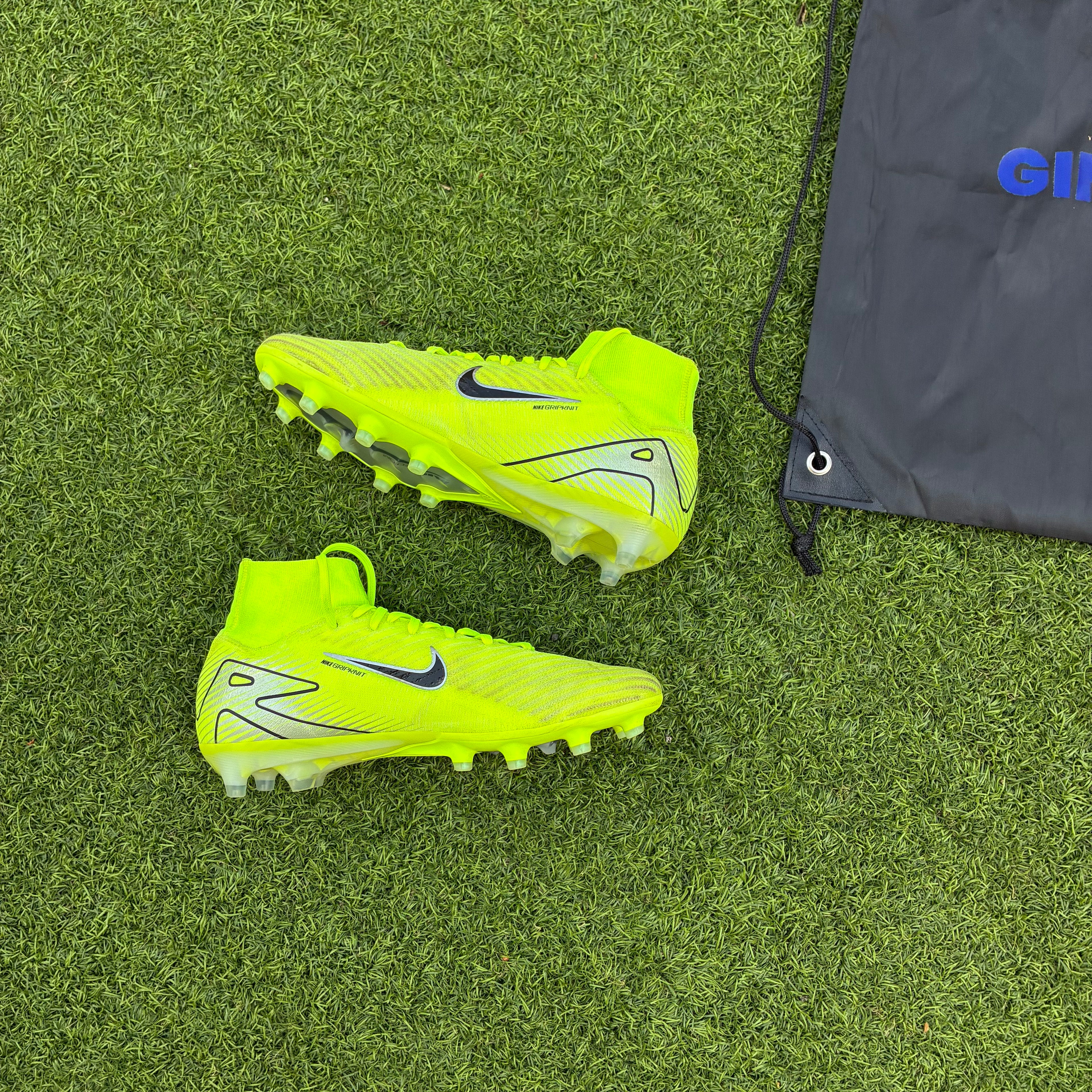 NIKE AIR ZOOM MERCURIAL SUPERFLY 10 ELITE FG MAD VOLTAGE (Taille 40)